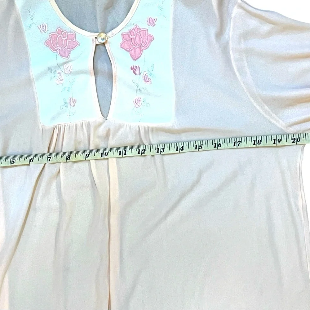 VTG Peachy Pink Retro Floral Embroidery Button Neck Bell Sleeve Nightgown | S - Picture 5 of 8